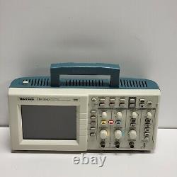 NICE EXCELLENT Tektronix TDS2002 Oscilloscope Portable 2 Channel 60MHz