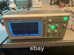 New UNI-T UTD2102CEX 7'' LCD Digital Storage Oscilloscope 2 Channel 100MHz 1GS/s