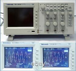 TEKTRONIX TDS 1002B TWO CHANNEL DIGITAL STORAGE OSCILLOSCOPE 60MHz 1GS/s TESTED