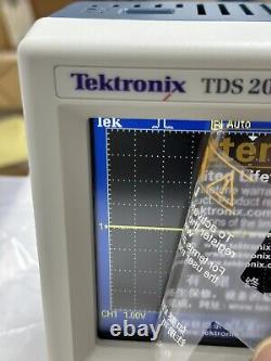 TEKTRONIX TDS 2024C FOUR CHANNEL DIGITAL STORAGE OSCILLOSCOPE 200MHz 2GS/s