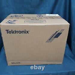 TEKTRONIX TPS2024B Oscilloscope Digital Storage 200MHz 2GS/s 4 Isolated Channel