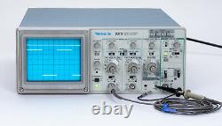 Tektronix 2201 Digital+Analog 20MHz, Two Channel Oscilloscope /w Storage Feature