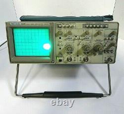 Tektronix 2220 60MHz Bandwidth Digital Storage Oscilloscope -Free Shipping