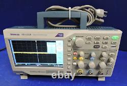 Tektronix TBS 1202B Digital 2-CH 200MHz 2GS/s Oscilloscope TBS1202B / TESTED