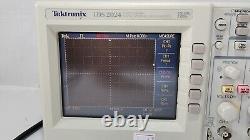 Tektronix TDS2024 4 Channel Digital Storage Oscilloscope 200MHz 2GS/s SNC037757