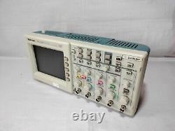 Tektronix TDS2024 4 Channel Digital Storage Oscilloscope 200MHz 2GS/s SNC037757