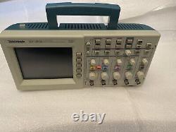 Tektronix TDS 2014 Four Channel Digital Storage Oscilloscope 100 MHz 1 GS/s