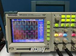 Tektronix TPS2014 100MHz 4-Ch Digital Storage Oscilloscope withAdapter, Battery