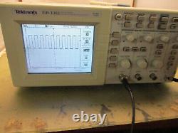 Tektronix tds1002 2 channel digital storage oscilloscope 60MHz 1GS/s #55J-14