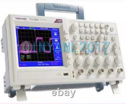 1PCS Nouveau Oscilloscope numérique de stockage Tektronix TDS2024C