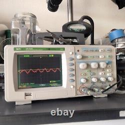1pcs Utilisé Skmi Stockage Digital Osciloscope Api-0025-25mhz
