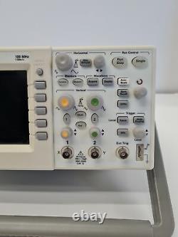 Agilent Technologies Oscilloscope numérique de stockage DSO3102A en laboratoire