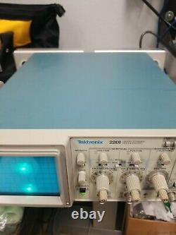 Oscilloscope De Stockage Numérique Tektronix 2201