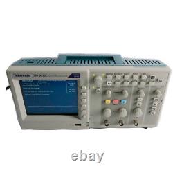 Oscilloscope de stockage numérique Tektronix TDS2012C 100MHz 2 canaux 2.0 GS/s