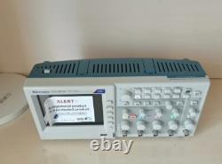 Oscilloscope numérique à mémoire de 4 canaux Tektronix TDS2024C 200MHz 2GS/s