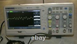 Siglent Sds 1102cml+ Couleur Oscilloscope De Stockage Numérique 100 Mhz