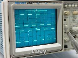 Tektronix 2220 Oscilloscope De Stockage Numérique Oszilloskop Digitalspeicher