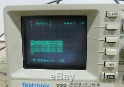 Tektronix 222 Digital Storage Oscilloscope 2 Voies Avec Des Sondes Et De Travail Testés