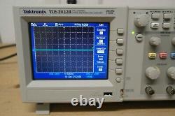 Tektronix Tds2022b Oscilloscope De Stockage Numérique, 200mhz 2gs/s 2ch / Tds 2022b