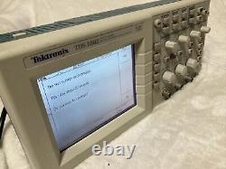 Tektronix Tds 1002 Oscilloscope De Stockage Numérique À Deux Canaux 60 Mhz 1 Gs/s