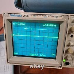 Unité D'essai Portable D'oscilloscope De Stockage Numérique Tektronix 2230 100 Mhz